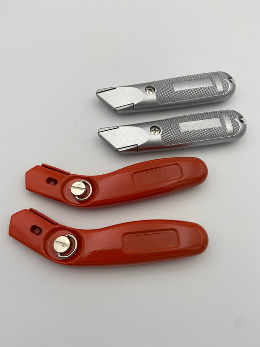 Carpet Knife vs. Utility Knife: Which Blade Reigns Supreme for Flooring Projects?